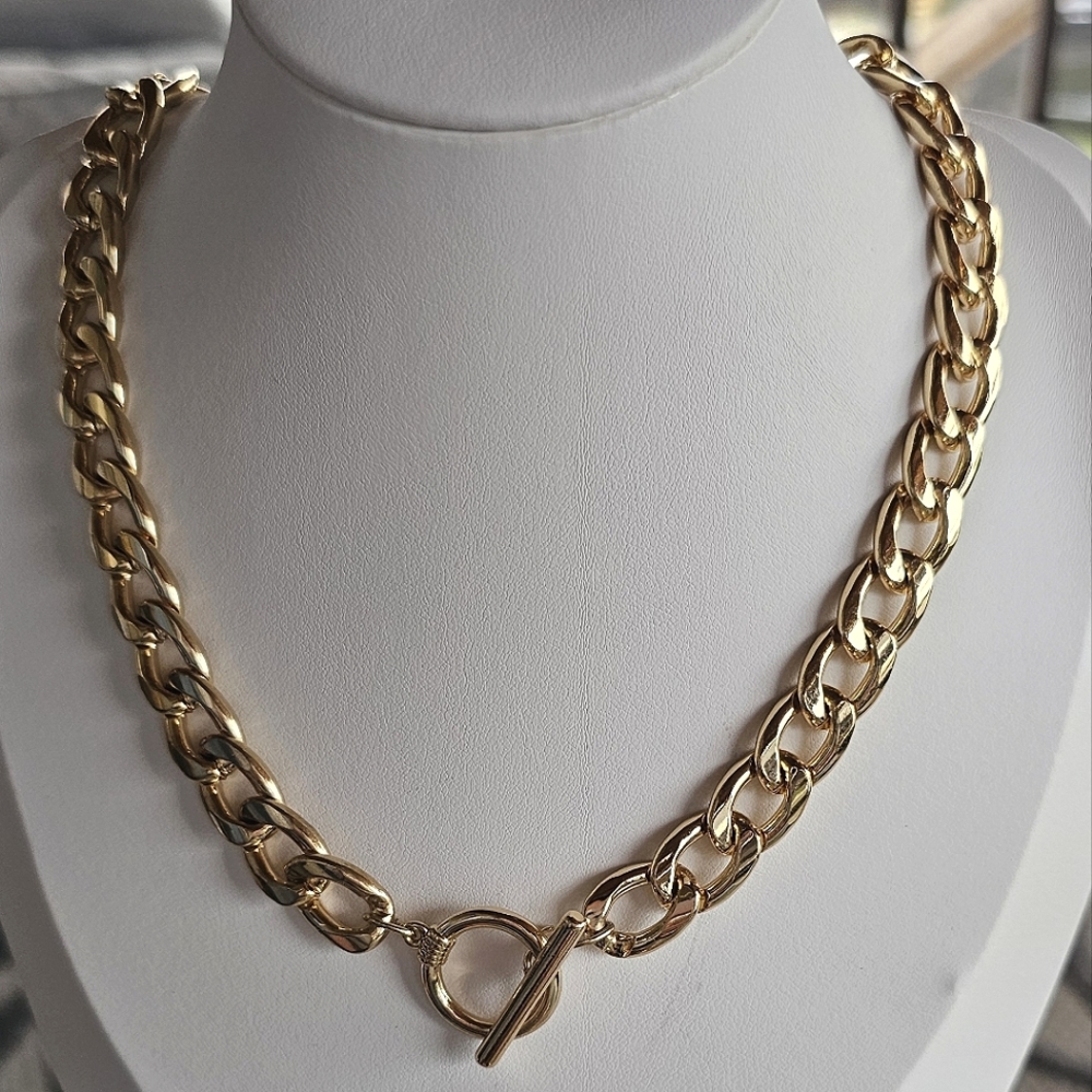 Large Designer Gold Curb Chain